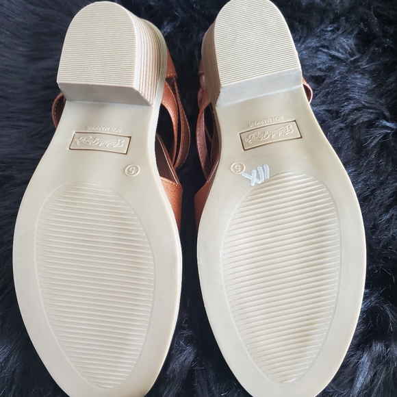 Faded Glory Women’s Brown Faux Leather Ankle Shoes Size 5 High Heels - Picture 8 of 12